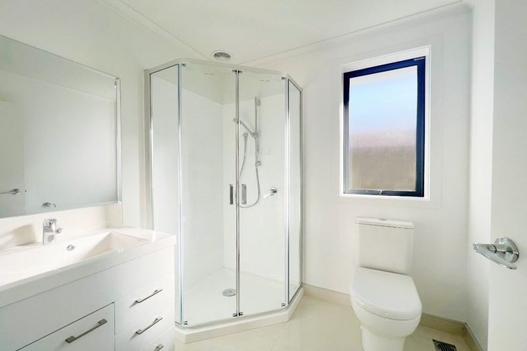 Photo of property in 2u1 Masefield Drive, Enderley, Hamilton, 3214