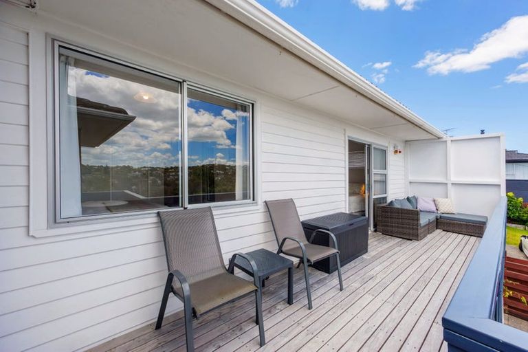 Photo of property in 1/4 Acacia Road, Torbay, Auckland, 0632