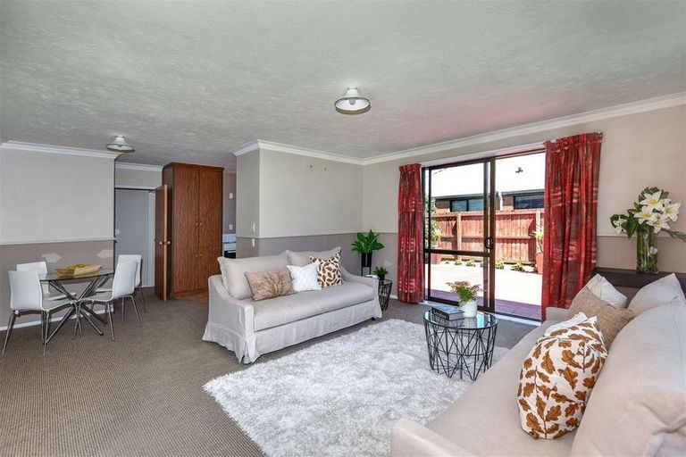 Photo of property in 9a Tivoli Place, Bishopdale, Christchurch, 8053