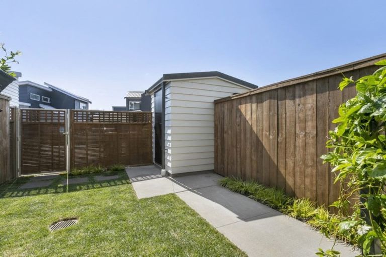 Photo of property in 190 Hobsonville Point Road, Hobsonville, Auckland, 0616
