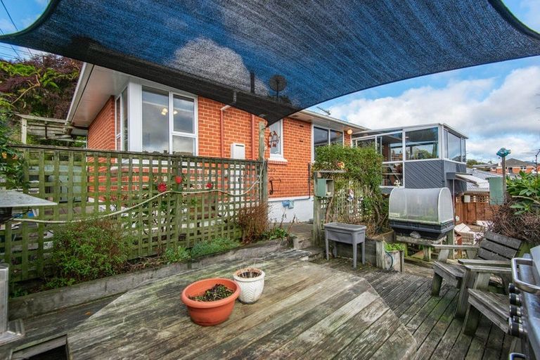 Photo of property in 79 Hocken Street, Kenmure, Dunedin, 9011