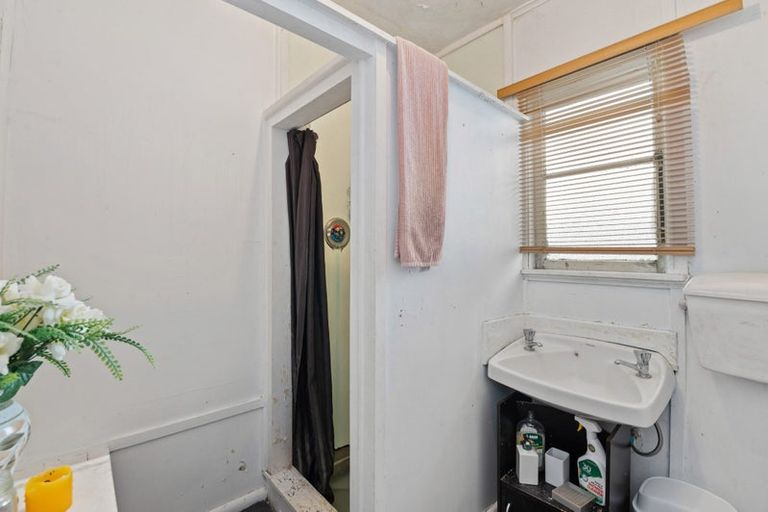 Photo of property in 6 Osborne Place, Tokoroa, 3420