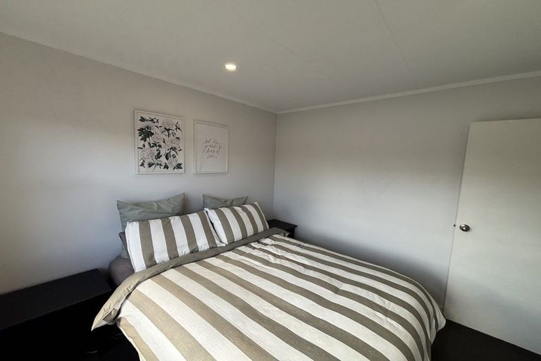 Photo of property in 16 Camellia Avenue, Bell Block, New Plymouth, 4312