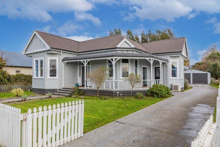 Photo of property in 12 Brogden Street, Otane, 4202