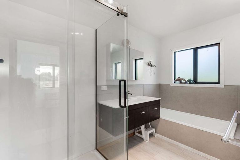 Photo of property in 87 Pigeon Valley Road, Wakefield, 7025