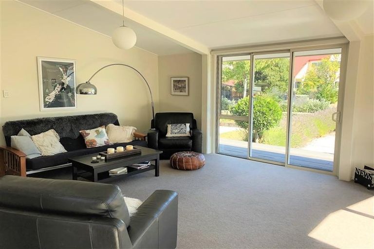 Photo of property in 21 Hunter Crescent, Wanaka, 9305