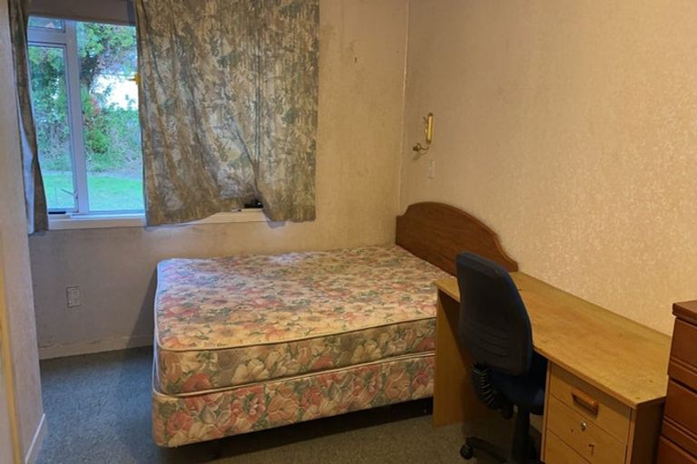 Photo of property in 15 Lewis Road, Pakuranga, Auckland, 2010