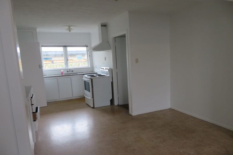 Photo of property in 2/108a Carruth Road, Papatoetoe, Auckland, 2025