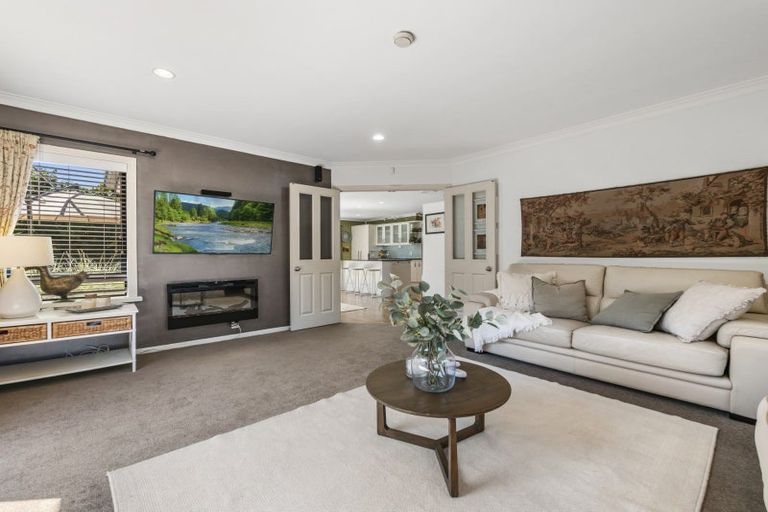 Photo of property in 7 Piha Close, Papamoa Beach, Papamoa, 3118