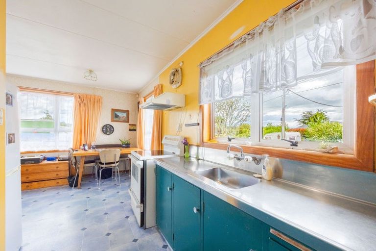 Photo of property in 25 Bennett Street, Waipawa, 4210