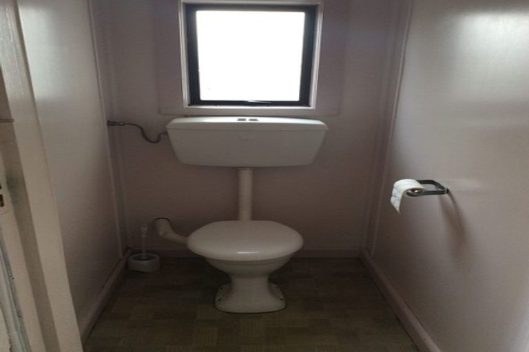 Photo of property in 165a Peverel Street, Riccarton, Christchurch, 8041