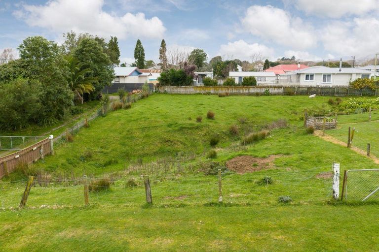 Photo of property in 17 Churchill Crescent, Shannon, 4821