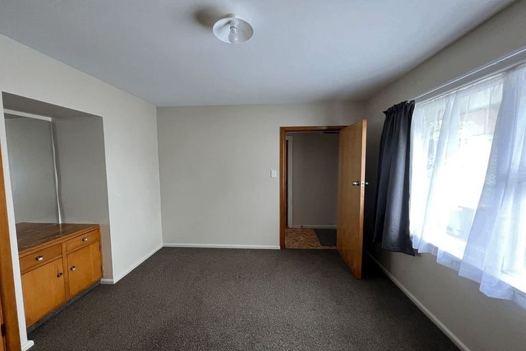 Photo of property in 7/7c Curletts Road, Sockburn, Christchurch, 8042