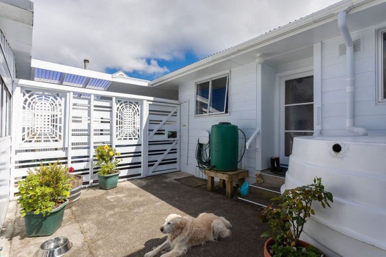 Photo of property in 8 Madrid Street, Dannevirke, 4930
