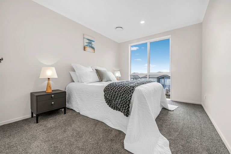 Photo of property in 18 Bushfield Drive, Flat Bush, Auckland, 2019