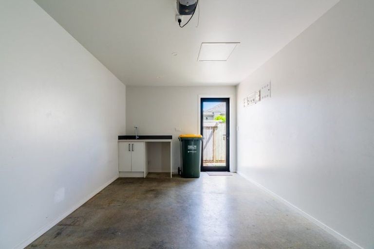 Photo of property in 1136b Heaphy Terrace, Fairfield, Hamilton, 3214