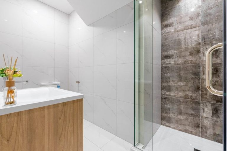 Photo of property in 19 Kearns Drive, Hobsonville, Auckland, 0616