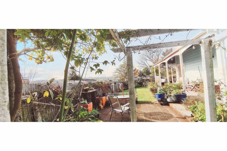 Photo of property in 6 Hillcrest Road, Wairoa, 4108