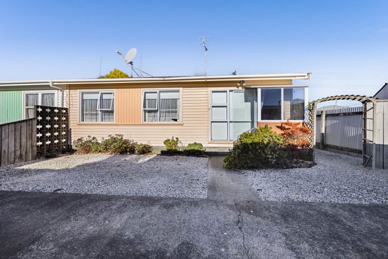 Photo of property in 42/1 Egmont Street, Hawera, 4610