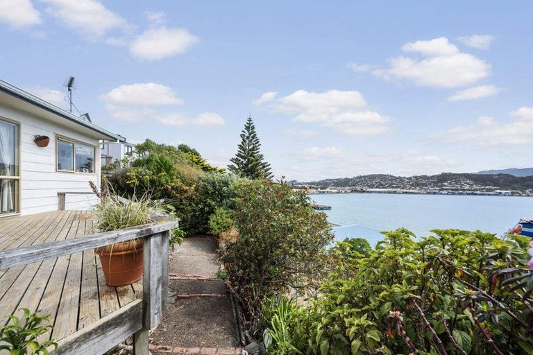 Photo of property in 75a Maupuia Road, Maupuia, Wellington, 6022