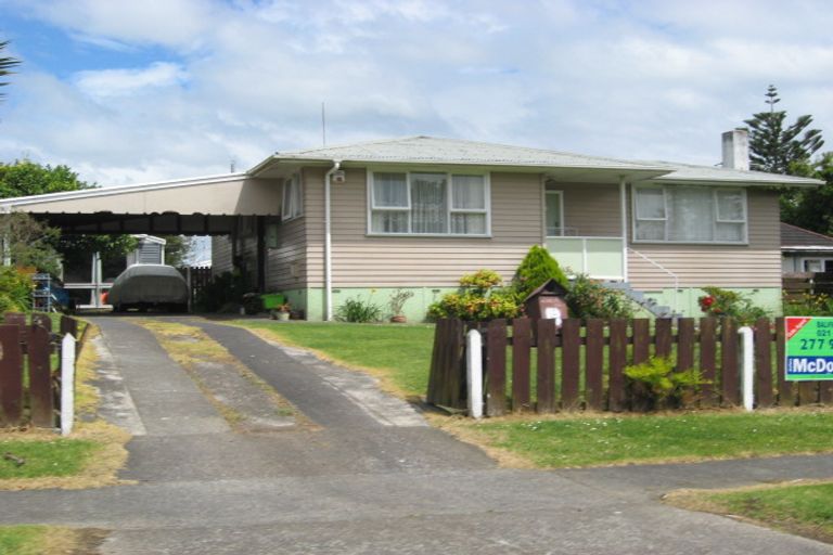 Photo of property in 8 Tranent Road, Mangere, Auckland, 2022