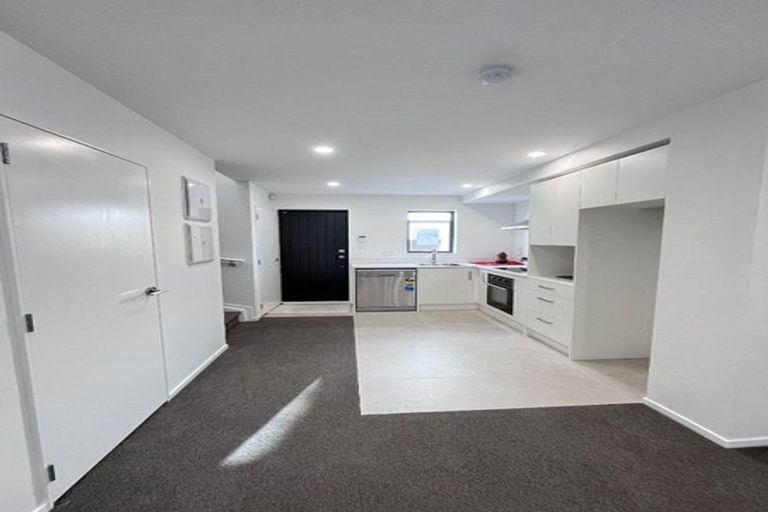 Photo of property in 9 Raupeti Lane, Henderson, 0612