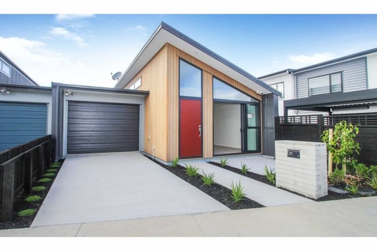 Photo of property in 29 Wallace Road, Ranui, Auckland, 0612
