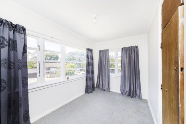 Photo of property in 16 Manuka Street, Hokowhitu, Palmerston North, 4410