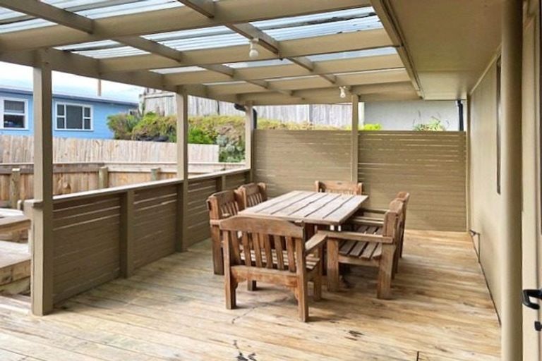 Photo of property in 29 Nelson Street, Foxton Beach, Foxton, 4815