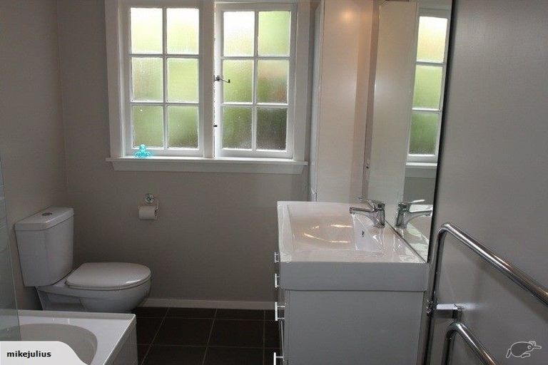 Photo of property in 255 Weston Road, Mairehau, Christchurch, 8052