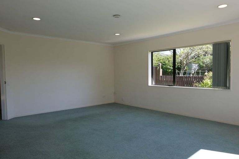 Photo of property in 15b Walton Road, Paraparaumu Beach, Paraparaumu, 5032
