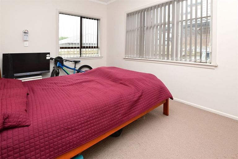 Photo of property in 1 Miami Street, Mangere East, Auckland, 2024