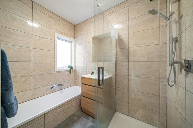 Photo of property in 188 Paremata Road, Paremata, Porirua, 5024