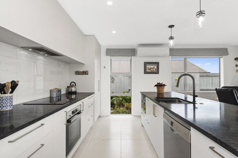 Photo of property in 11 Hass Drive, Ohauiti, Tauranga, 3112