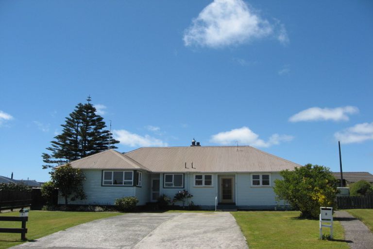 Photo of property in 1 Colvin Street, Westport, 7825