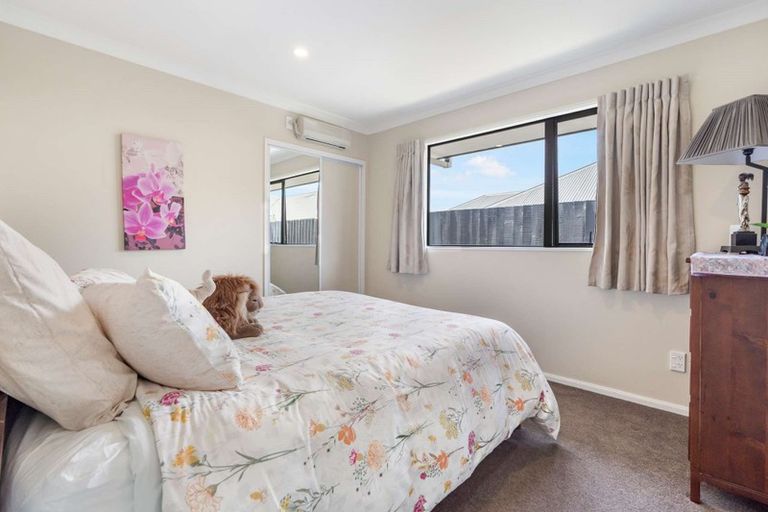 Photo of property in 100 Courtenay Drive, Kaiapoi, 7630