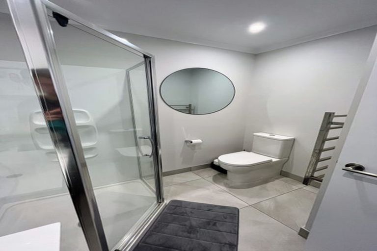 Photo of property in 66 Mapou Road, Hobsonville, Auckland, 0616