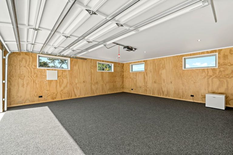 Photo of property in 120a Matipo Road, Te Atatu Peninsula, Auckland, 0610