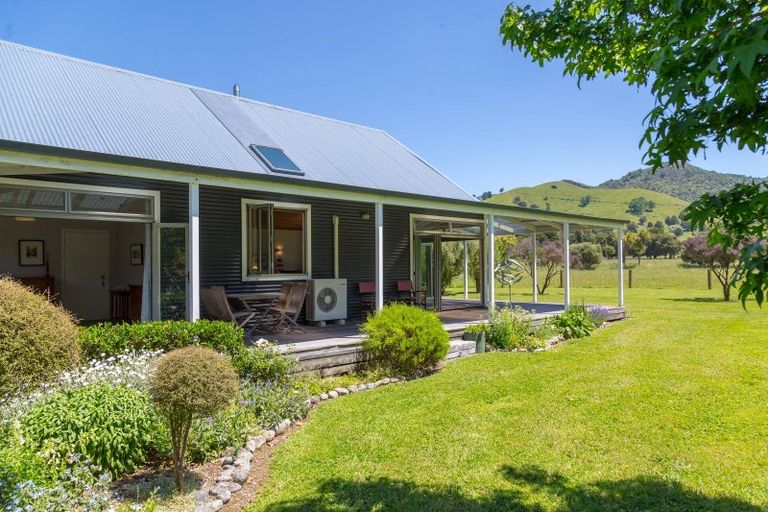 Photo of property in 180 Underhill Road, Woodside, Greytown, 5794