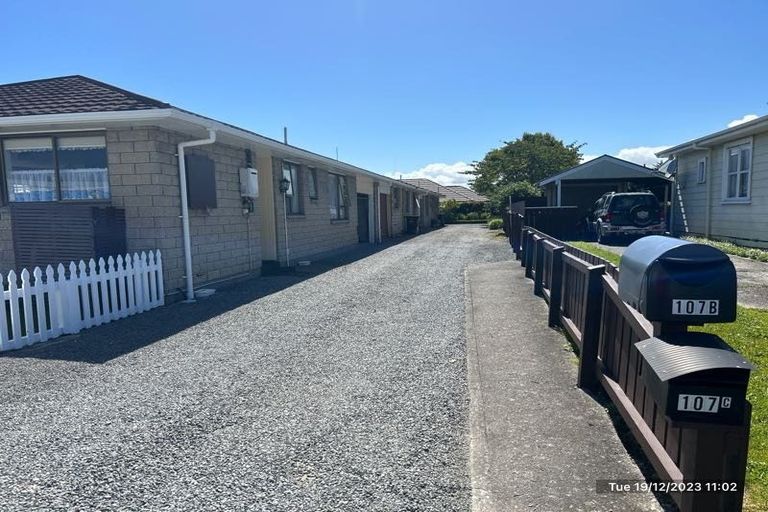 Photo of property in 2/107 Queen Street, Westport, 7825