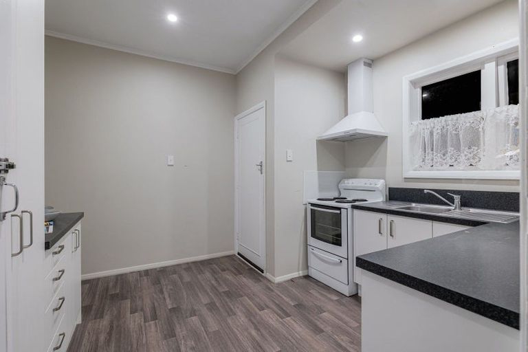 Photo of property in 27 Savage Crescent, West End, Palmerston North, 4412