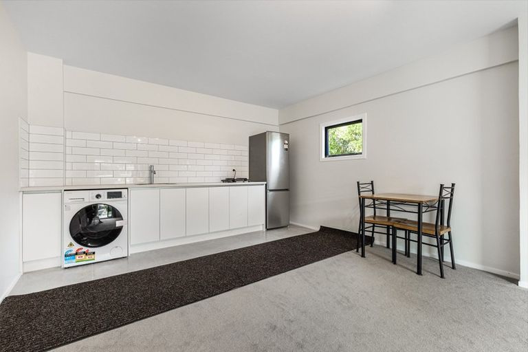 Photo of property in 4 Harford Place, Pakuranga Heights, Auckland, 2010