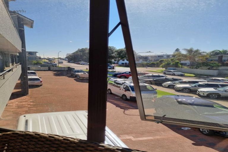 Photo of property in 40 Maunganui Road, Mount Maunganui, 3116