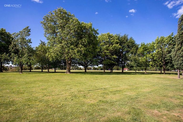 Photo of property in 70a Kellys Road, Mairehau, Christchurch, 8052