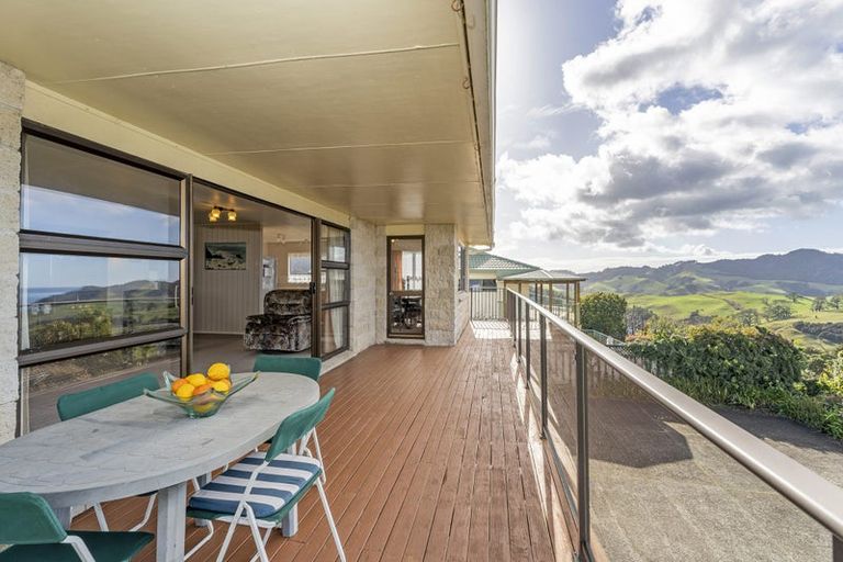 Photo of property in 9 Landel Place, Whitianga, 3510