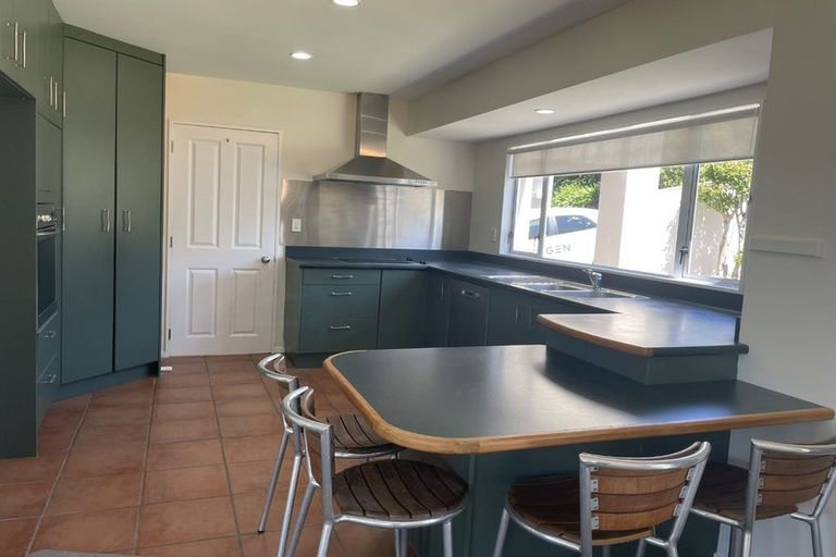 Photo of property in 9 The Topdeck, Whitby, Porirua, 5024