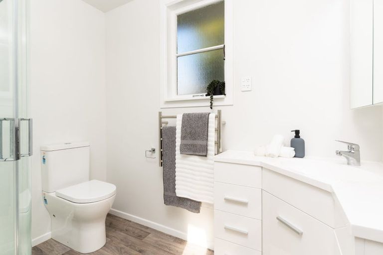 Photo of property in 36 Waihora Crescent, Waitangirua, Porirua, 5024