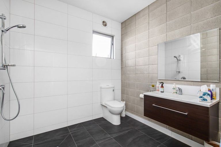 Photo of property in 8 Silverstone Drive, Cromwell, 9384