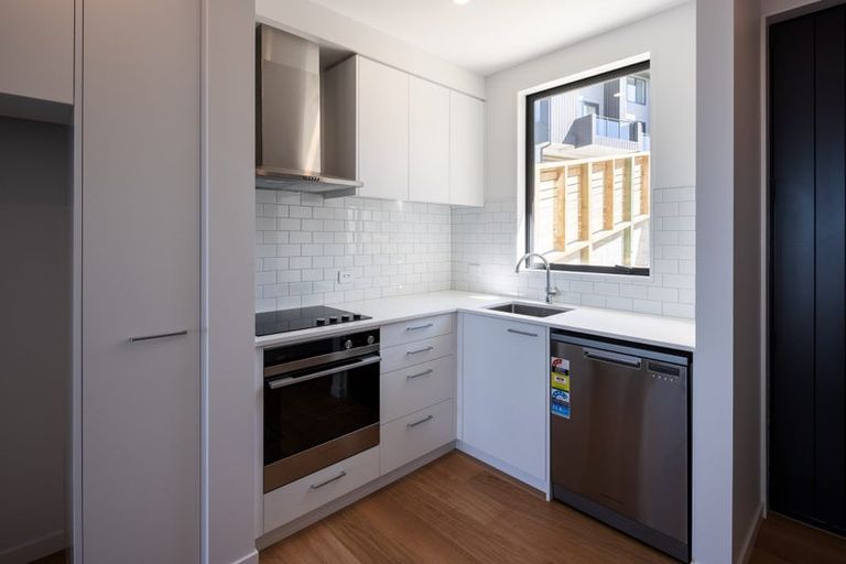 Photo of property in 1/52 High Street, Island Bay, Wellington, 6023