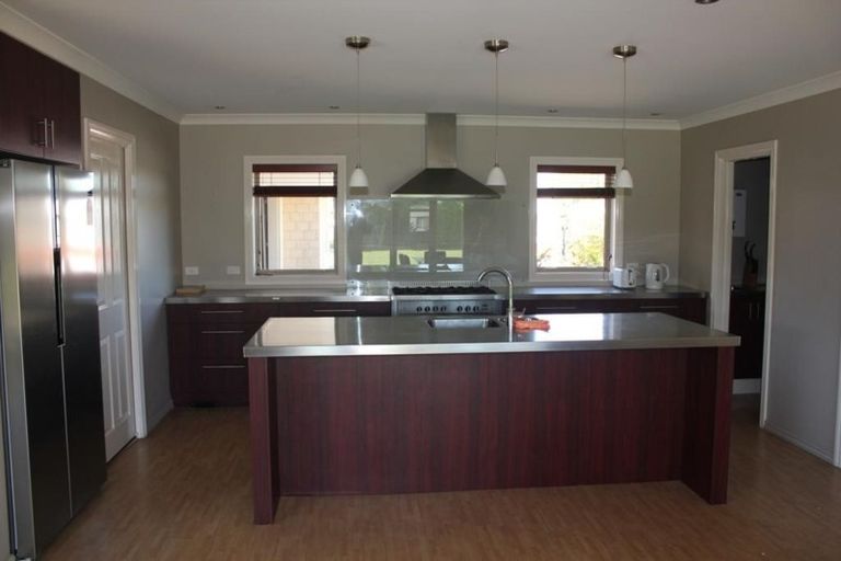 Photo of property in 28 Devine Drive, Rolleston, Christchurch, 7678